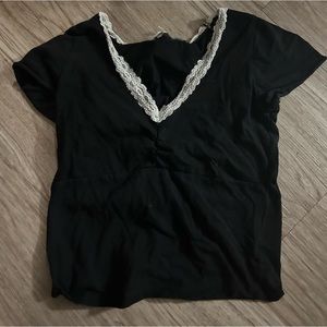 black and white lace brandy melville top with sleeves
